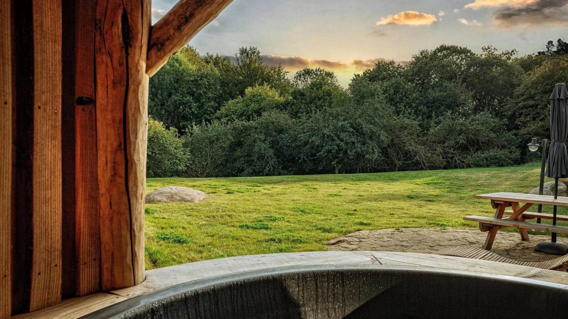Campo de lujo La Cabane Korrigans Gommené Francia